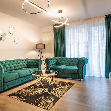 Carpatilor Apart Hotel Braşov Buitenkant foto