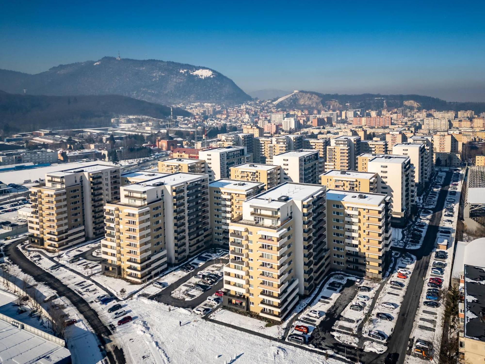 Carpatilor Apart Hotel Braşov Buitenkant foto