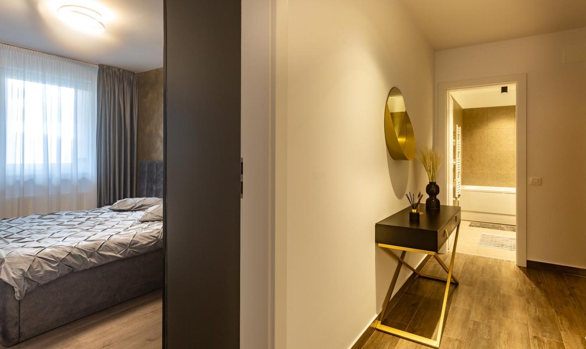 Carpatilor Apart Hotel Braşov Buitenkant foto